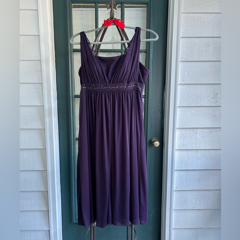 Jessica Howard Formal Dress in Eggplant with beading detail  size 8